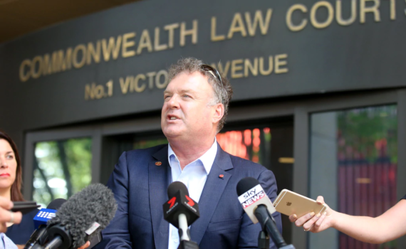 Sen-Rod-Culleton-outside-court